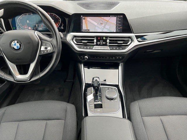 BMW 320d Limousine Advantage HiFi LED Komfortzg..