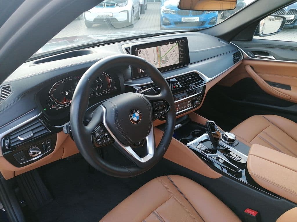 BMW 530 i Limousine Luxury Line Navi Prof. HUD Laser.