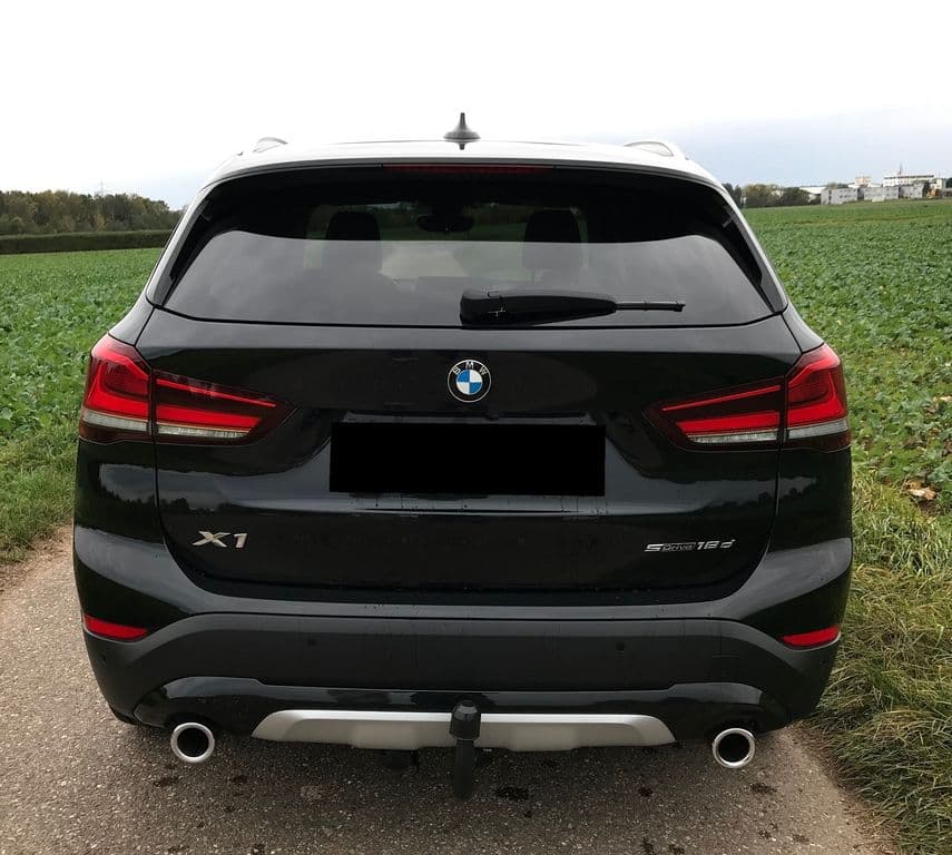 BMW X1 sDrive18d xLine ^Kamera ^AHK ^Navi ^HUD.