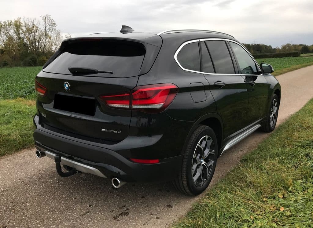 BMW X1 sDrive18d xLine ^Kamera ^AHK ^Navi ^HUD.