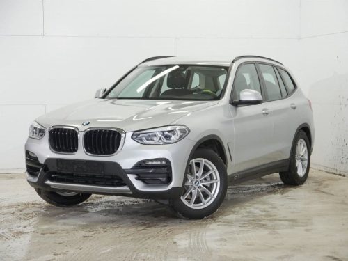 BMW X3 xDrive d LiveCP*Kamera*18*LED*Navi+*AHK*DAB