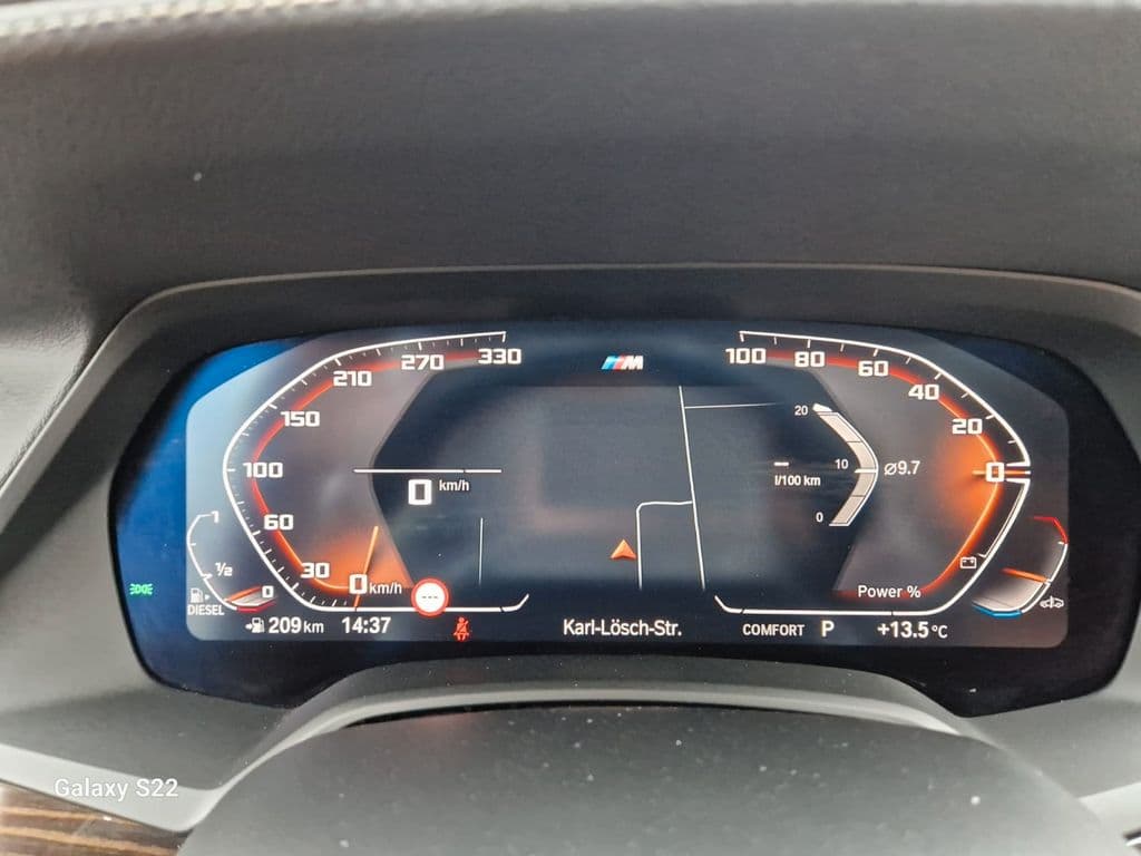 BMW X7 xDrive 40 d Panorama HeadUp Softclose LED AHK.