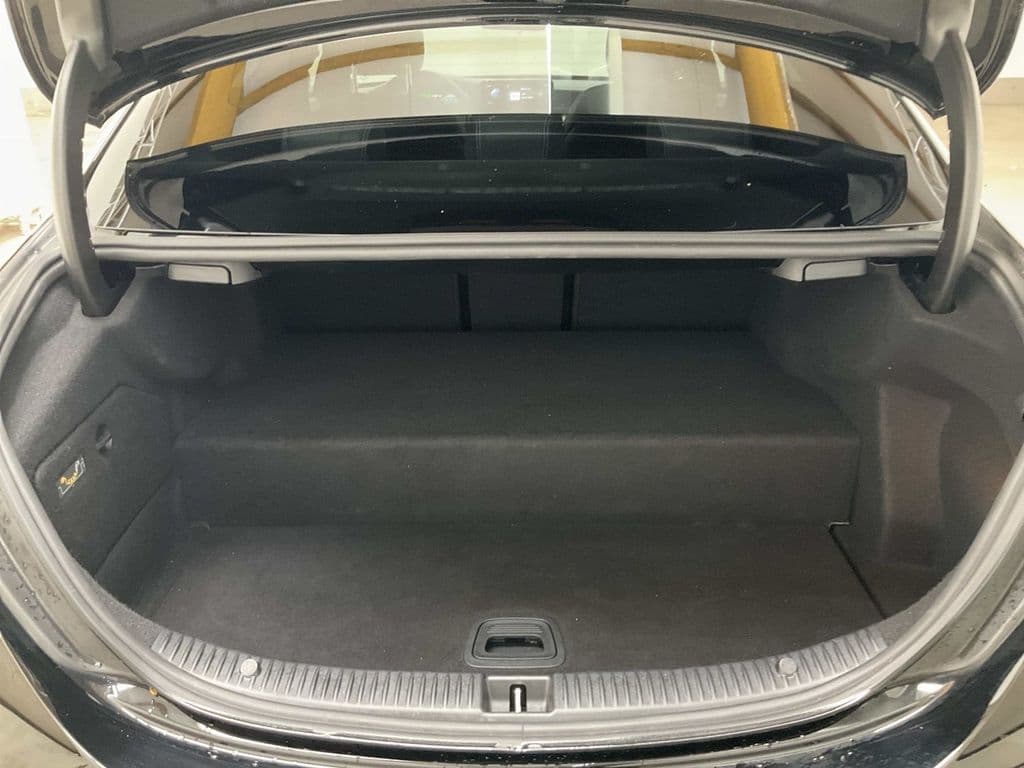 Mercedes-Benz C300de EQ AMG LINE 9G-TR-NIGHTPAKET-WIDESCREEN-.