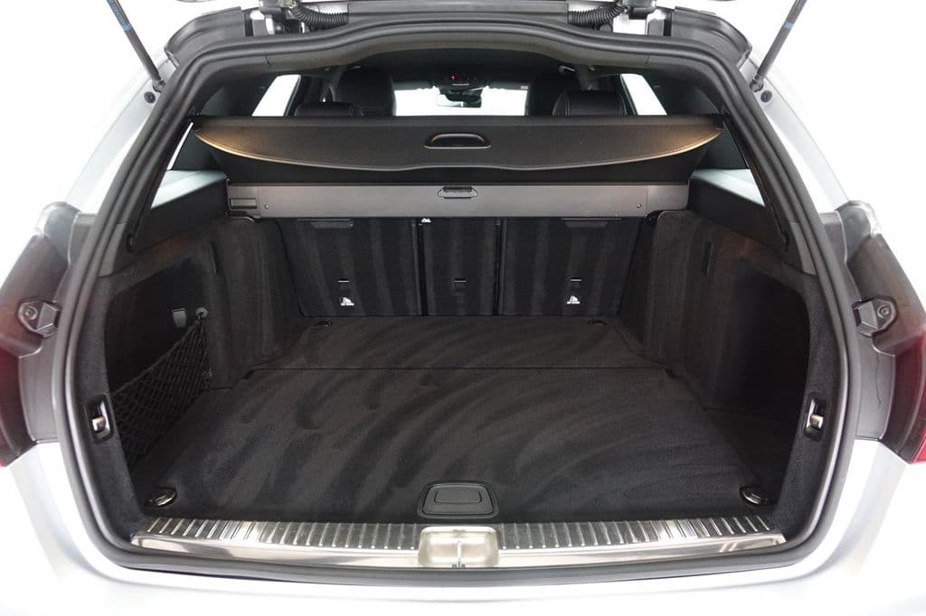 Mercedes-Benz C 300 d T 9G-Tronic AMG Navi/Distronic/Kamera/AH.