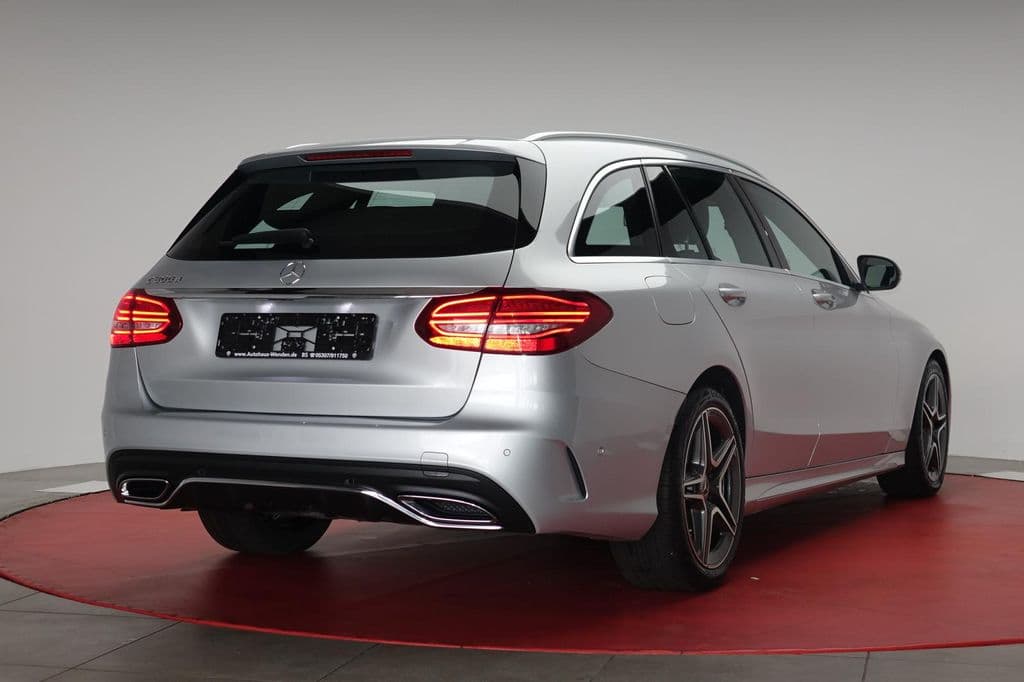 Mercedes-Benz C 300 d T 9G-Tronic AMG Navi/Distronic/Kamera/AH.