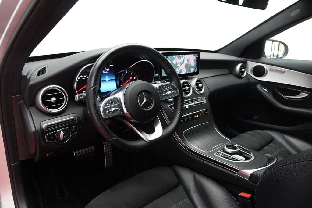 Mercedes-Benz C 300 d T 9G-Tronic AMG Navi/Distronic/Kamera/AH.