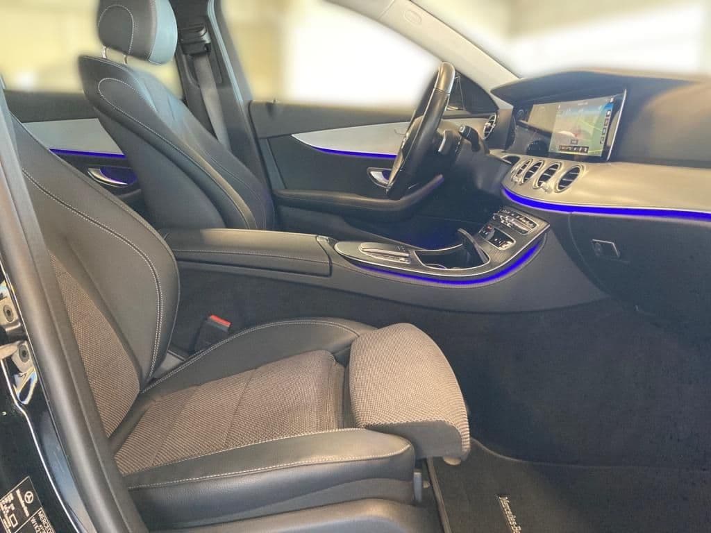 Mercedes-Benz E 300 AVANTGARDE+MBUX+MULTIBEAM+DISTRONIC+360°.