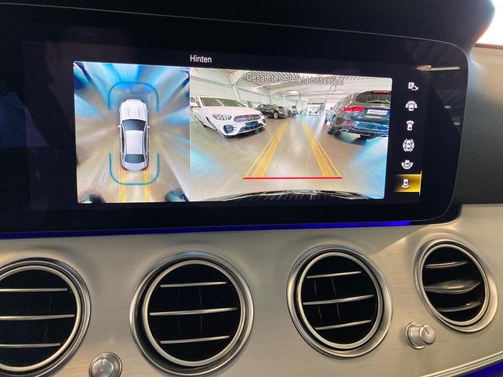 Mercedes-Benz E 300 AVANTGARDE+MBUX+MULTIBEAM+DISTRONIC+360°.