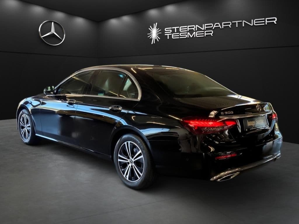 Mercedes-Benz E 300 AVANTGARDE+MBUX+MULTIBEAM+DISTRONIC+360°.