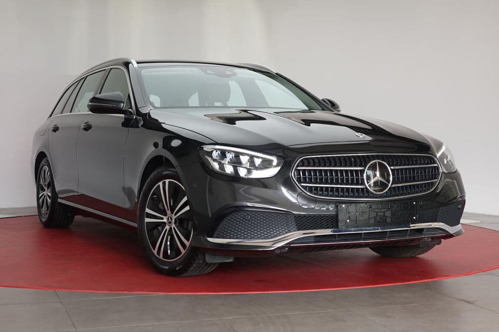 Mercedes-Benz E 300 T 9G-Tronic Avantgarde Navi/Leder/Distroni.