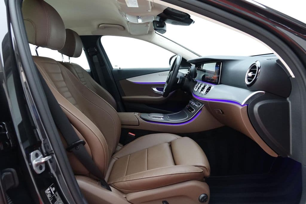 Mercedes-Benz E 300 T 9G-Tronic Avantgarde Navi/Leder/Distroni.