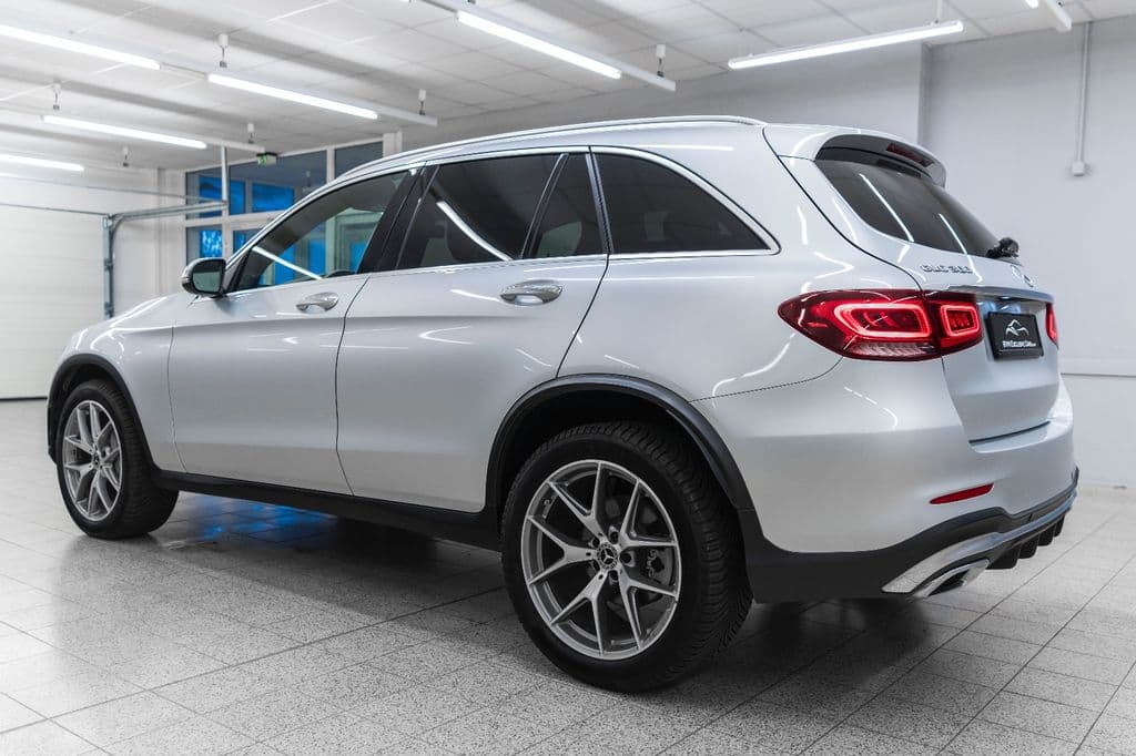Mercedes-Benz GLC 300 Autom.LED NAVI PANO KAM PDC BURMESTER.