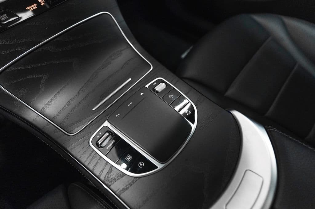 Mercedes-Benz GLC 300 Autom.LED NAVI PANO KAM PDC BURMESTER.