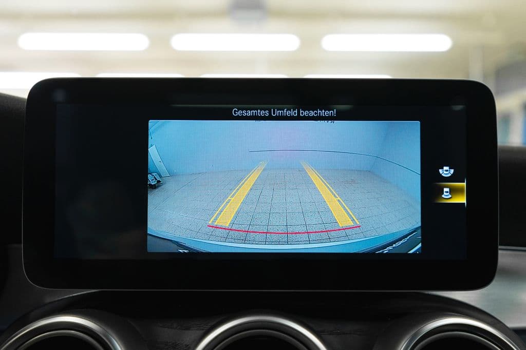 Mercedes-Benz GLC 300 Autom.LED NAVI PANO KAM PDC BURMESTER.