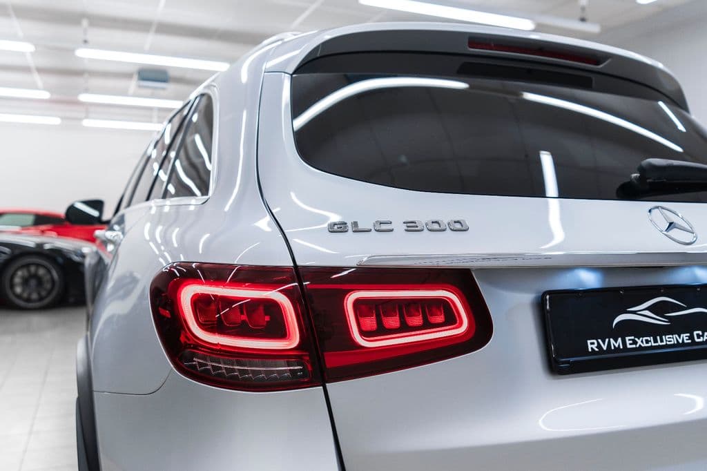 Mercedes-Benz GLC 300 Autom.LED NAVI PANO KAM PDC BURMESTER.