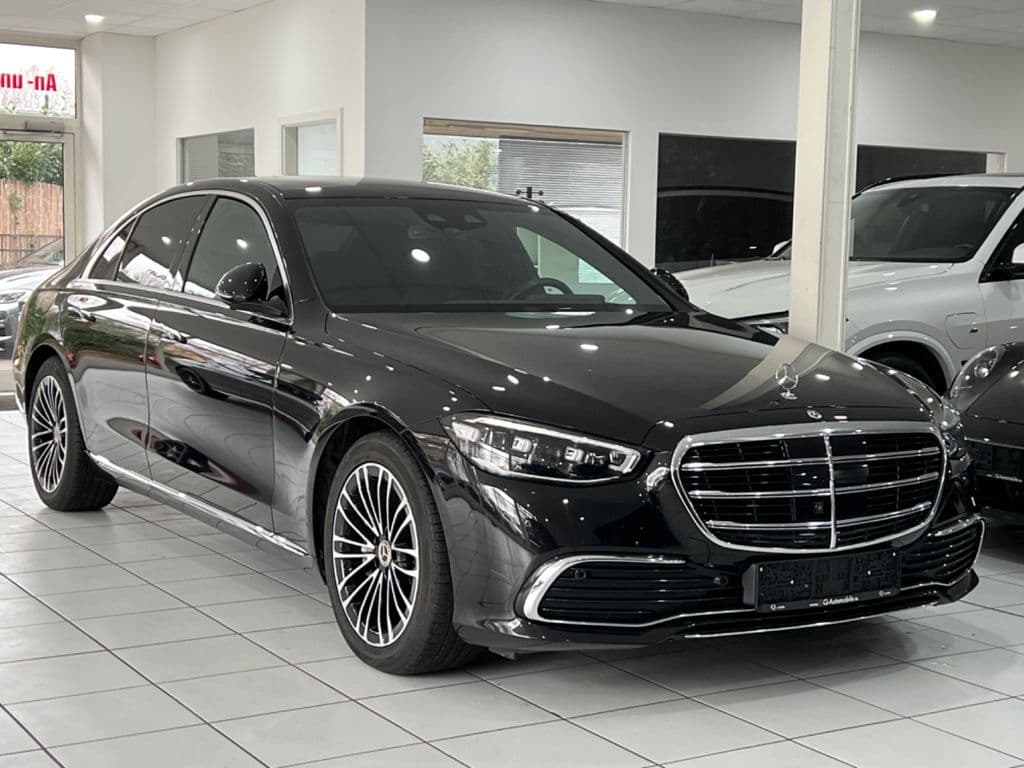 Mercedes-Benz S 350d*PANO*3-D-DISPLAY*360°*BURMESTER*DISTRONIC.