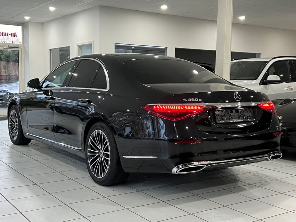 Mercedes-Benz S 350d*PANO*3-D-DISPLAY*360°*BURMESTER*DISTRONIC.
