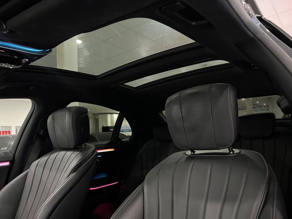Mercedes-Benz S 350d*PANO*3-D-DISPLAY*360°*BURMESTER*DISTRONIC.