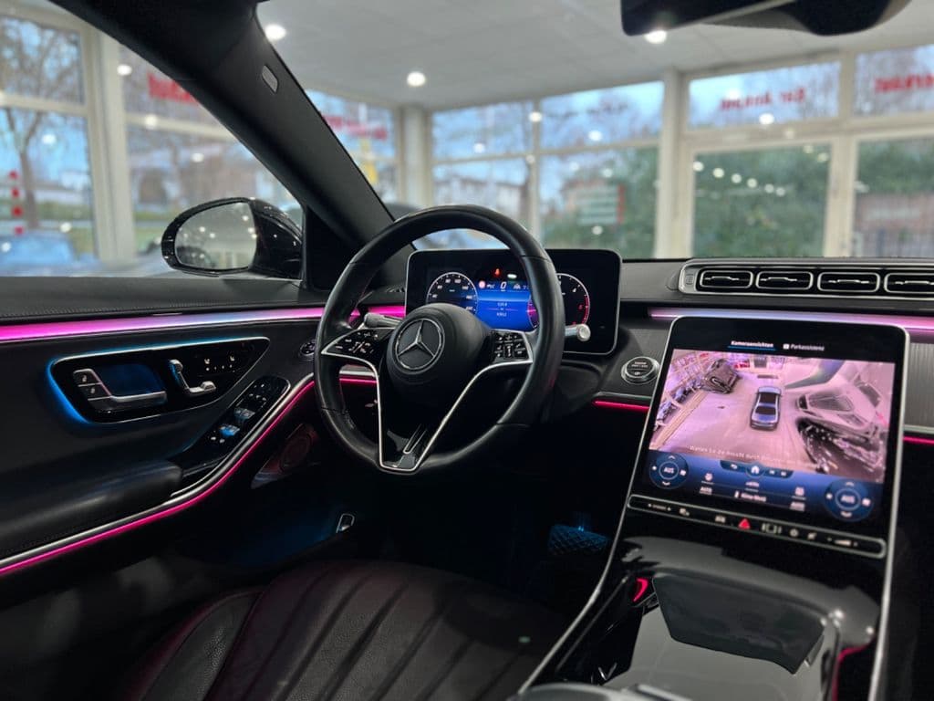 Mercedes-Benz S 350d*PANO*3-D-DISPLAY*360°*BURMESTER*DISTRONIC.