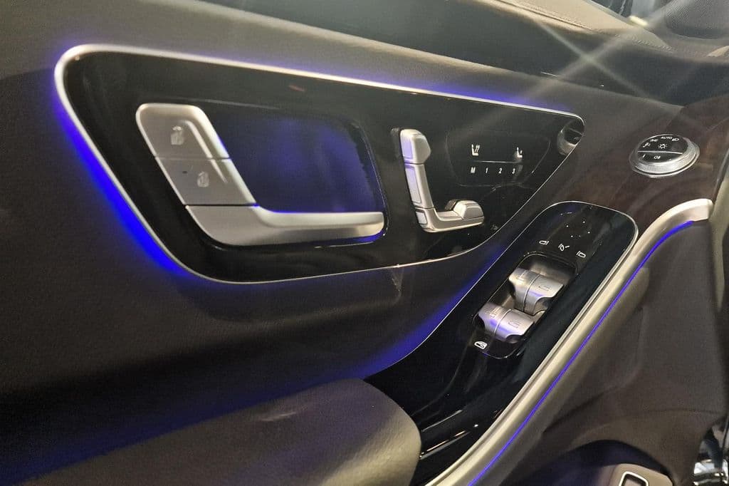 Mercedes-Benz S 400 d 4Matic*OLED*Pano*HuD*Distr+*Keyl*Luft*.
